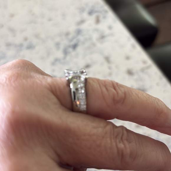 Celine Silver Ring with Bow Design & Crystal Accents, comes in gold too  OFFERS - Picture 3 of 6